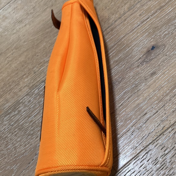 Vueve Clicquot Ponsardin Brut champagne Ice Jacket - Picture 5 of 7